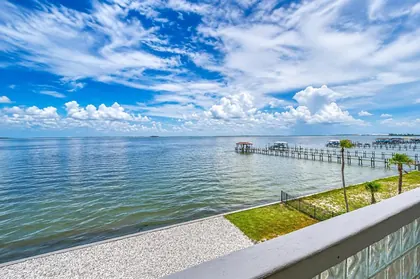 APOLLO BEACH FL Home