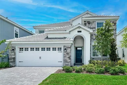 CHAMPIONS GATE FL Home