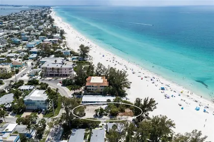 HOLMES BEACH FL Property