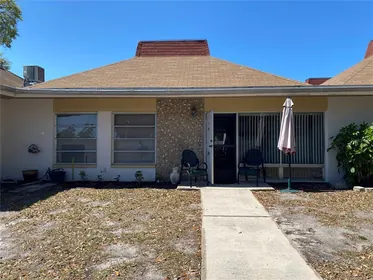 HOLIDAY FL Home