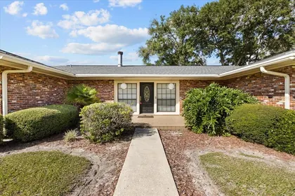 CHIEFLAND FL Home