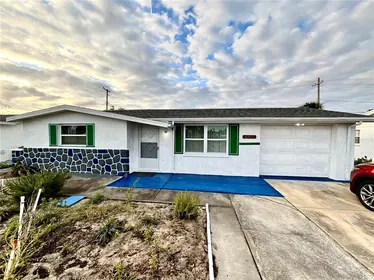 HOLIDAY FL Home