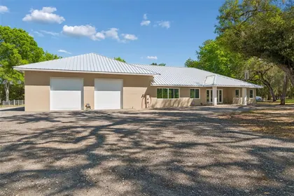 BUSHNELL FL Home