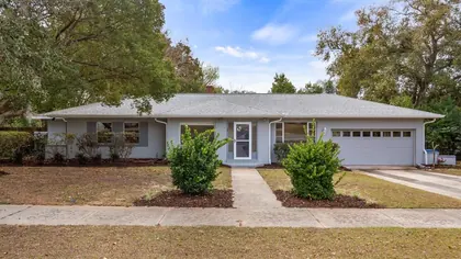 HOWEY IN THE HILLS FL Home