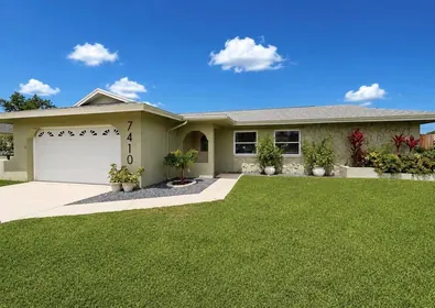 BRADENTON FL Home