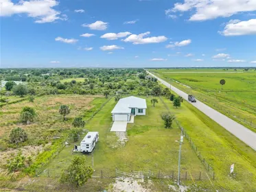 OKEECHOBEE FL Home