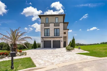 BELLA COLLINA FL Home