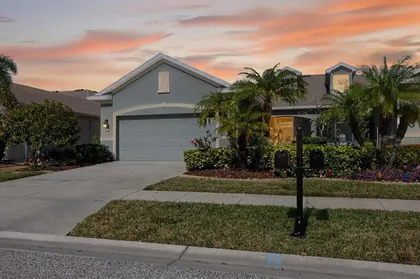 HOLIDAY FL Home