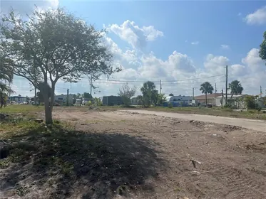 ENGLEWOOD FL Property