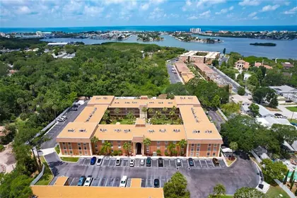 LARGO FL Home
