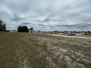 CAPE CORAL FL Property