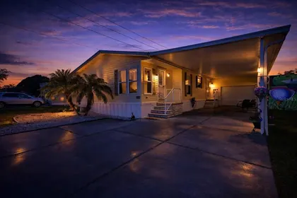 ZEPHYRHILLS FL Home
