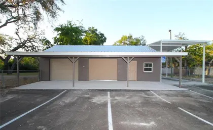 MASCOTTE FL Property