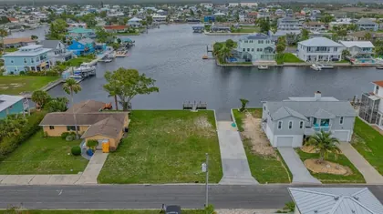 HERNANDO BEACH FL Property